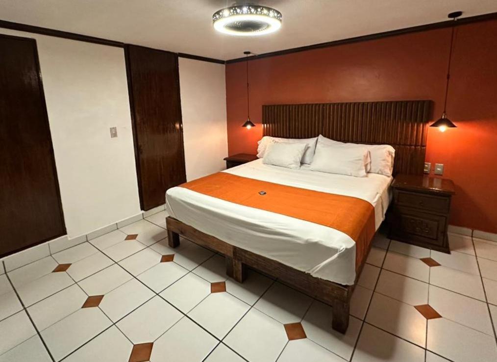 Hotel Zapotlan Ciudad Guzman Exterior foto